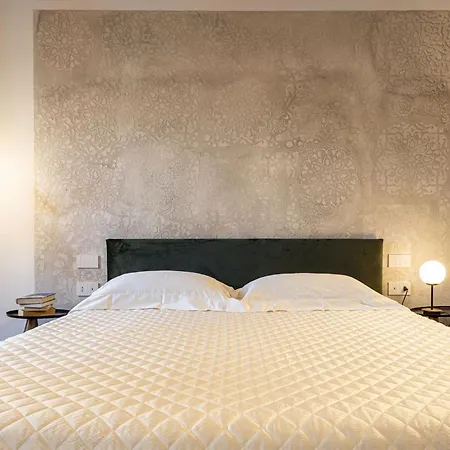 Gasthuis Domo Efis Cagliari